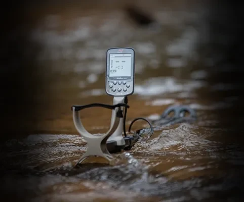 Yalova Minelab X-Terra Elite - Su geçirmez gövde